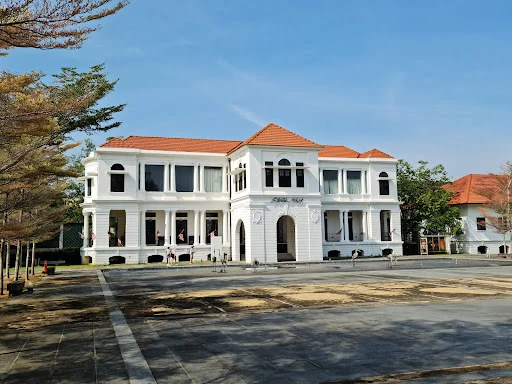 Seni bina dalaman di Pekan