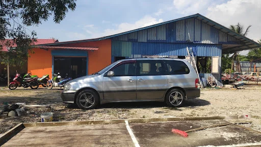 Store seni bina